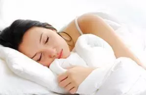 怎麼讓皮膚看起來健康又年輕，這五個妙招要知道。