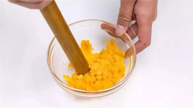 鹹蛋黃+雞翅=鮮香流油,這太好吃了吧