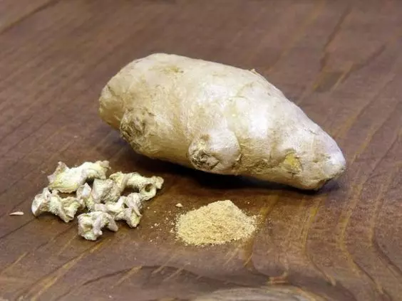 功效比薑茶強10倍,自己在家做「乾薑茶」喝,排走夏天身體濕毒!