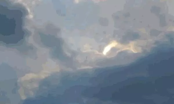 大馬天生異象,網友驚呼:天堂之門在敞開!