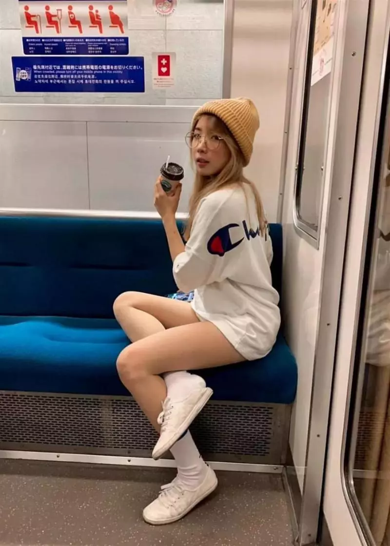 單身別怕!新加坡各類風格男/女友出租,日薪60新幣就能帶回家~