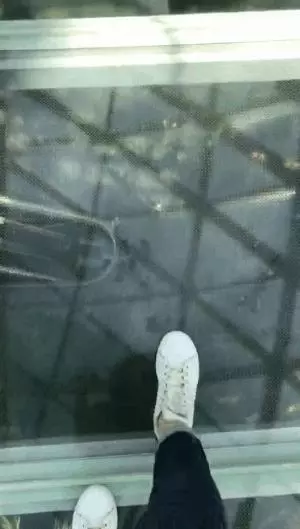 下個月,你可千萬別來新加坡星耀樟宜!因為幾百人湧入,要擠爆了~