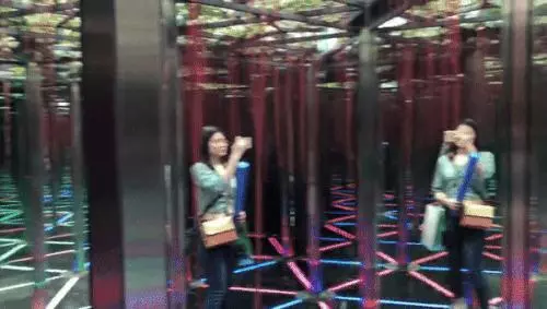 下個月,你可千萬別來新加坡星耀樟宜!因為幾百人湧入,要擠爆了~