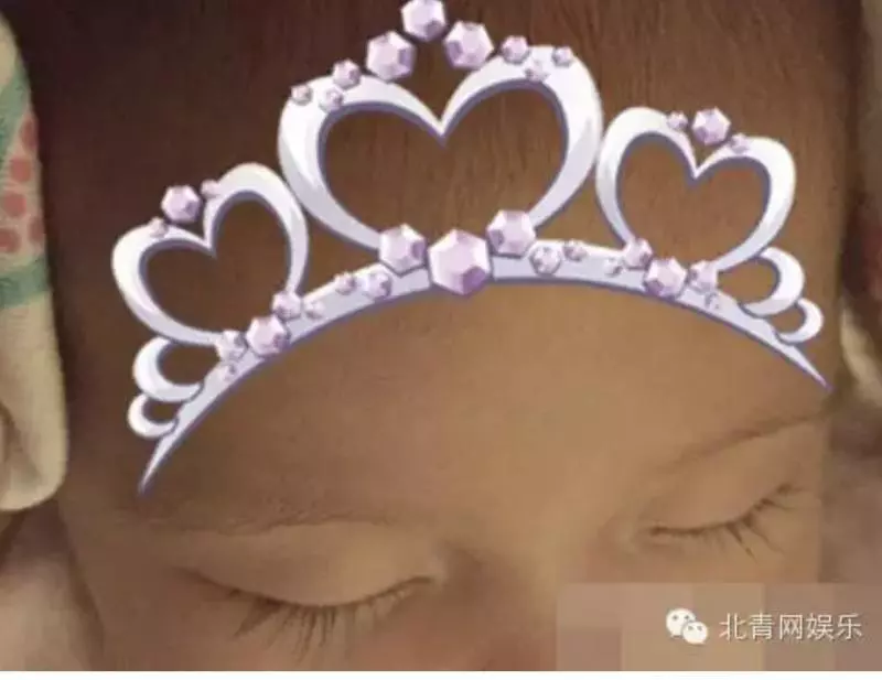 神隊友!昆淩睡得沉,一覺醒來開心女兒都沒哭,周杰倫:「我已經餵2次夜奶了」