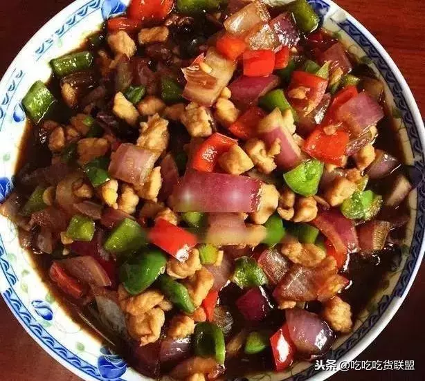 接地氣兒的家常菜譜,炒菜做法大全,讓你秒變大廚!