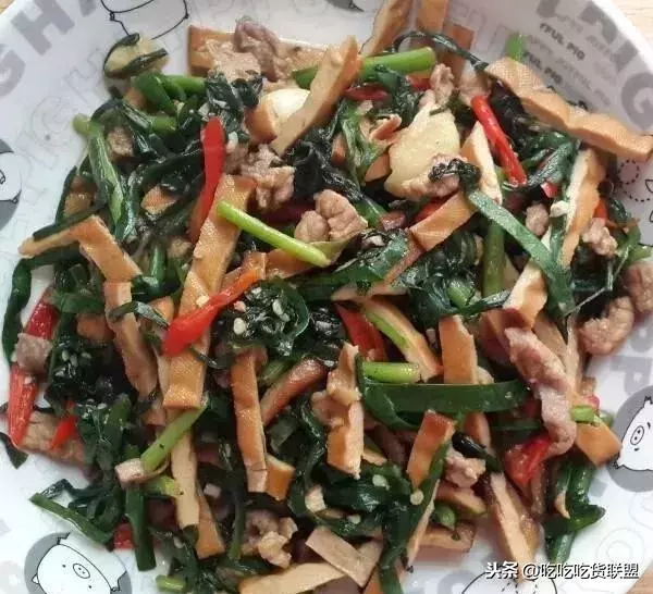 接地氣兒的家常菜譜,炒菜做法大全,讓你秒變大廚!