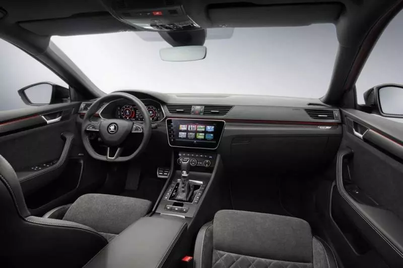 運動氣息無法隱藏 全新ŠKODA Superb Sportline帥氣登場!