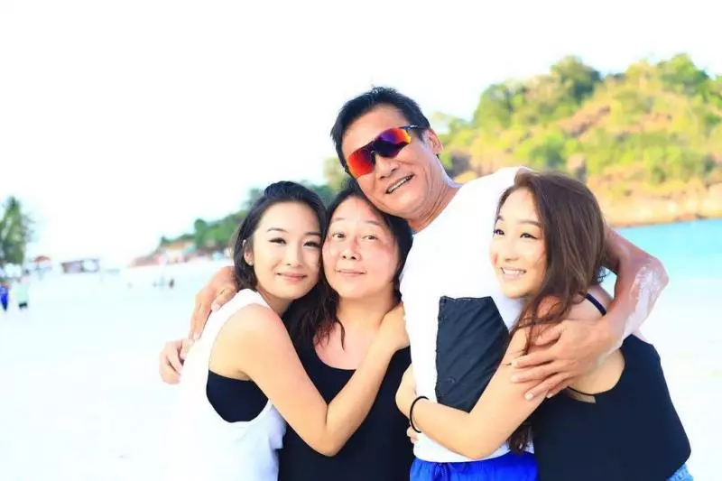 愛妻影帝結婚32年零緋聞 好丈夫梁家輝:娶老婆就是要她永遠幸福【有片】