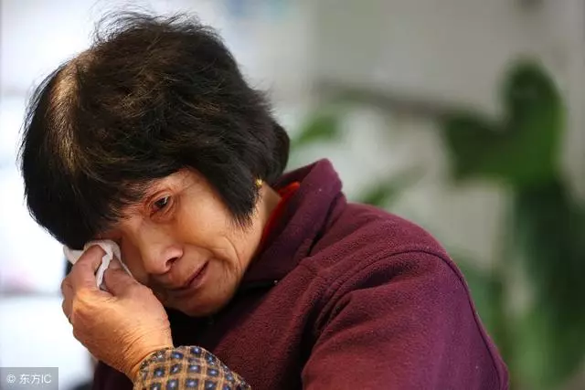 姐姐說:你有隻兩條路,要麼生孩子,要麼離婚 如今我落個這下場