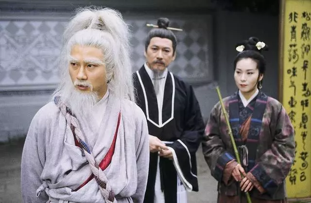 他在TVB拿了三屆視帝,年過半百,來內地演戲卻只能給十八線作配!