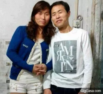 34張保證讓你爆笑的奇葩妹子大圖集!#1. 我到底先接誰的呢?