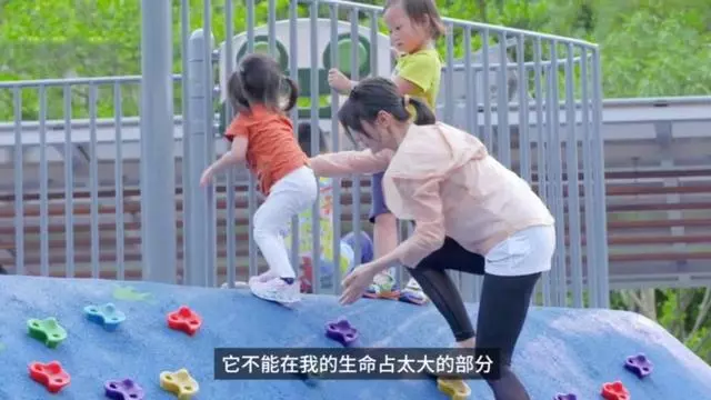 賈靜雯承認感情上一頭沖!親自揭開8年前離婚傷疤,稱回憶太傷痛~~~
