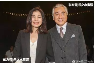 一個不裝嫩的女星,任由皺紋布滿眼角,今59歲圓潤飽滿好福相!