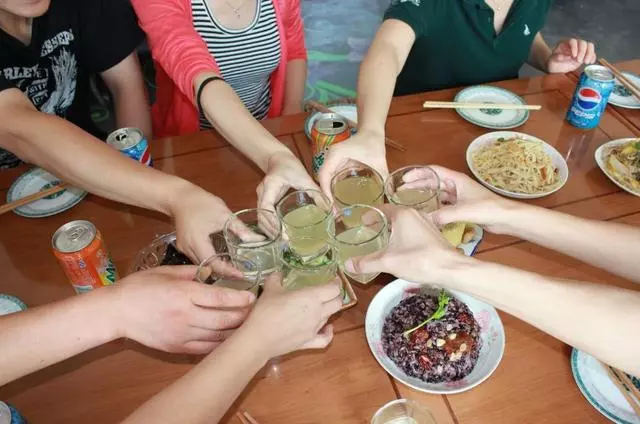 高血壓的4種併發症,醫生提醒:降壓很重要,然而很多人不注意