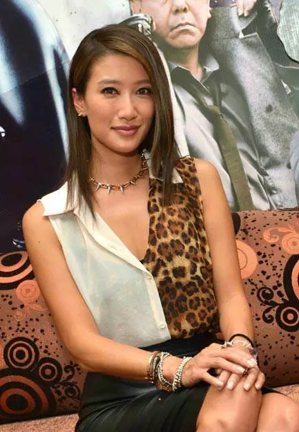 恭喜!謝霆鋒宣布謝家再添新成員,謝賢終於有孫女了,但是孩子生父不詳!