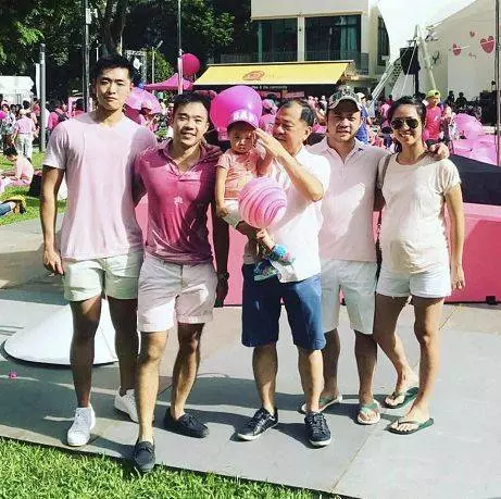 李光耀孫子與男友南非結婚現彩虹!家人出席,爺爺祝福 !