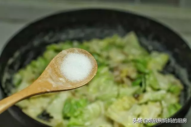 性價比極高的減肥蔬菜,營養豐富又極具飽腹感,晚餐拿它當飯吃