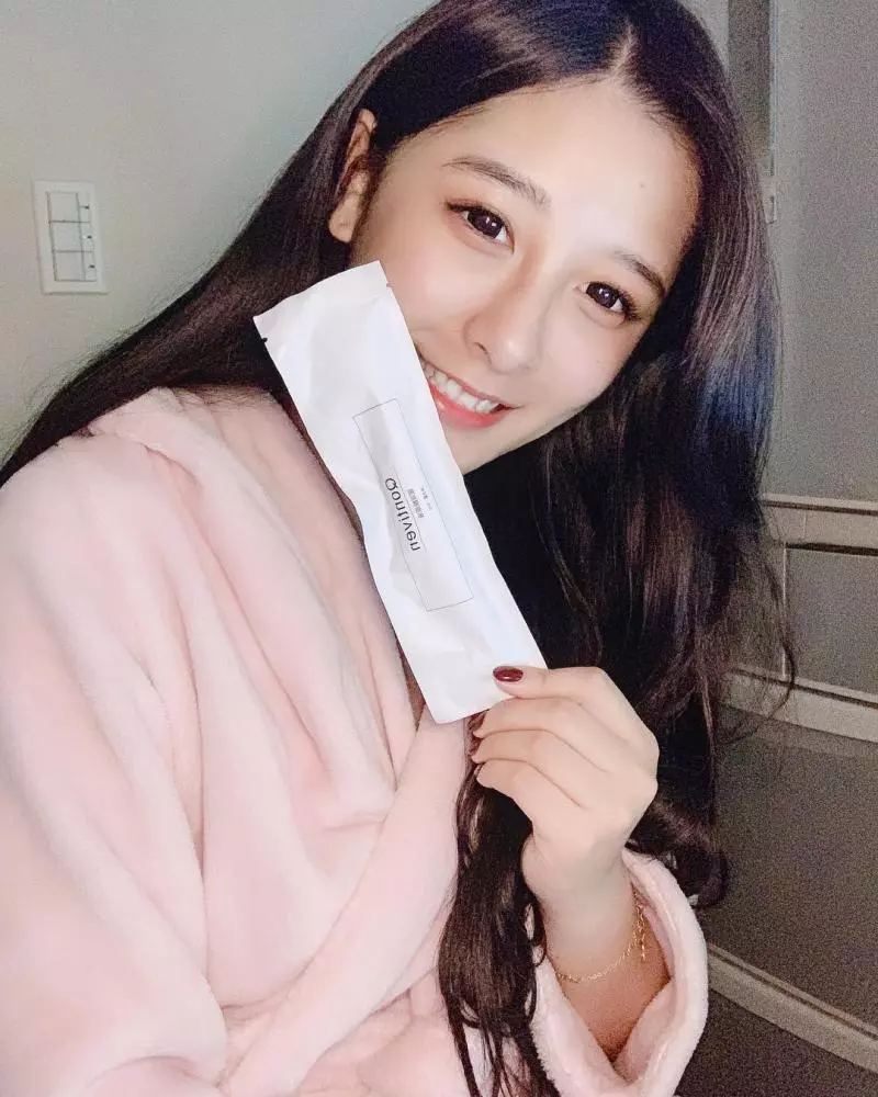 台泰混血最正女主播。