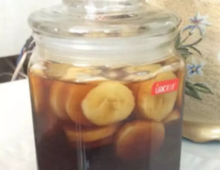 香蕉和醋一起泡,是懶人的「減肥水」,每天吃一點,相當於跑10000米,體重蹭蹭往下降