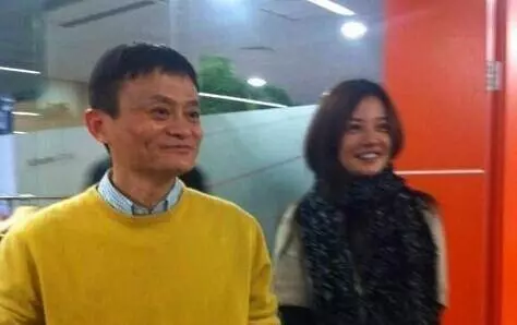 41歲的趙薇隱瞞16年兒子近照曝光,黃有龍不生氣,反而更愛她!…