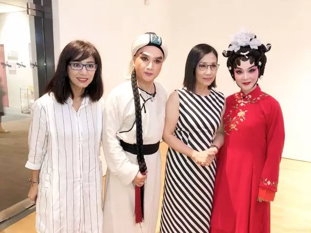 64歲米雪與72歲汪明荃,奶奶輩同框比時髦,超年輕顏值反而更吸睛!