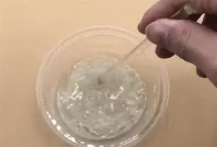 家裡老鼠太多別著急,撒點這個在地上,老鼠來多少滅多少,一隻也跑不了