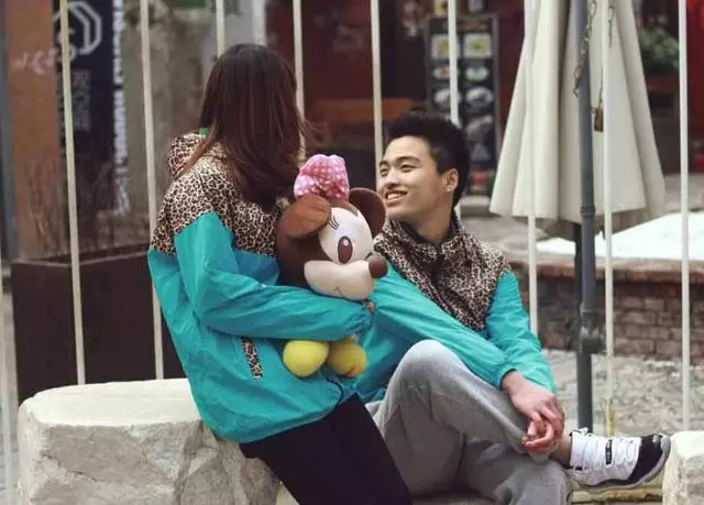 結婚時婆家沒給一分彩禮,父母給我買房後,婆婆第一個住了進去!