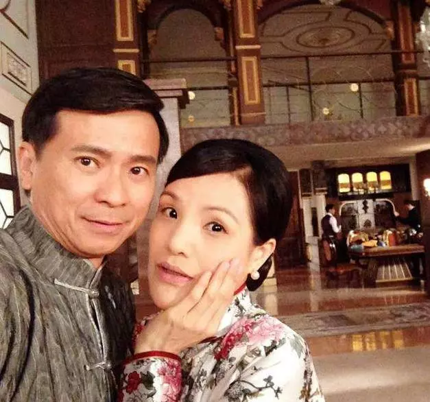 她是TVB中顏值超低的明星,40多歲和哈佛教授戀愛,情史令人吃驚