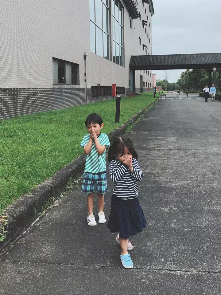 女兒感冒不想戴口罩!隋棠不責怪「一句話秒說服」 一往下「女兒鞋子大亮點」再被推爆:最棒教育