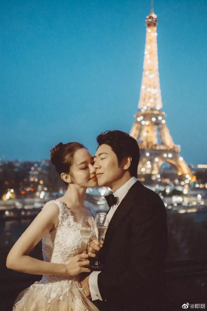 恭喜!鋼琴家郎朗閃電結婚⚡24歲德韓混血老婆美到出框!婚禮當天還邀請了天王出席~