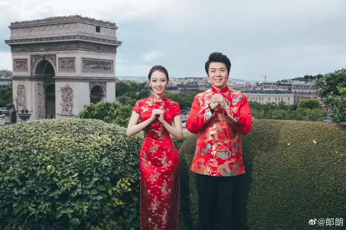 恭喜!鋼琴家郎朗閃電結婚⚡24歲德韓混血老婆美到出框!婚禮當天還邀請了天王出席~