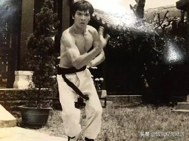 向華強20歲練武照片首次曝光!獨家揭秘蠍子標記龍五71歲了~~~