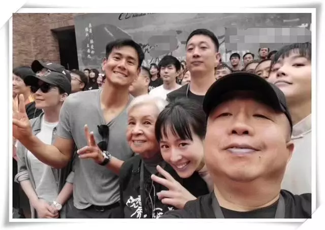 張鈞甯不過剪了個劉海,氣質卻一落千丈,女神1s變路人!