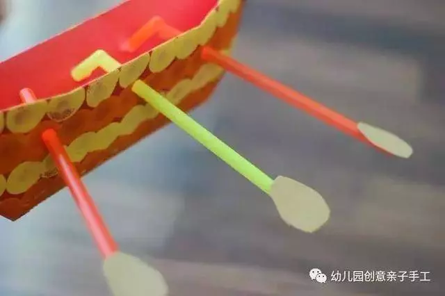 幼兒園親子手工之端午摺紙:折一紙龍舟與粽子,做節日的應景之作