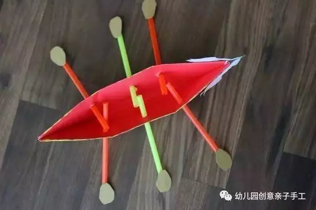 幼兒園親子手工之端午摺紙:折一紙龍舟與粽子,做節日的應景之作