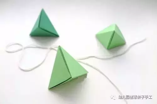 幼兒園親子手工之端午摺紙:折一紙龍舟與粽子,做節日的應景之作