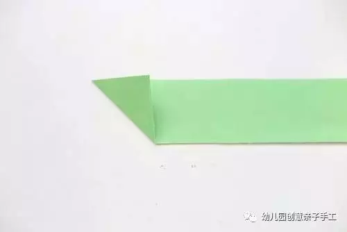 幼兒園親子手工之端午摺紙:折一紙龍舟與粽子,做節日的應景之作