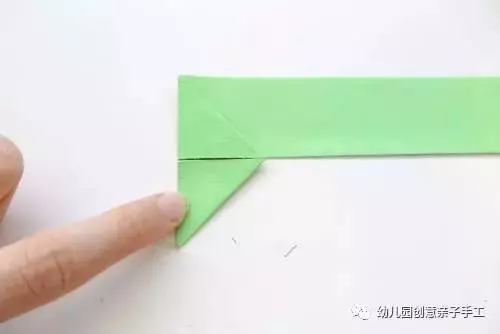 幼兒園親子手工之端午摺紙:折一紙龍舟與粽子,做節日的應景之作