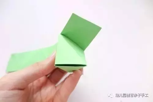 幼兒園親子手工之端午摺紙:折一紙龍舟與粽子,做節日的應景之作