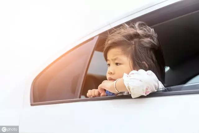 在孩子生長階段,嬰幼兒時期是營養需求高峰期,孩子在這個階段每一次吃飯都會被身體吸收,因為孩子的大腦,身體,骨骼統都需要營