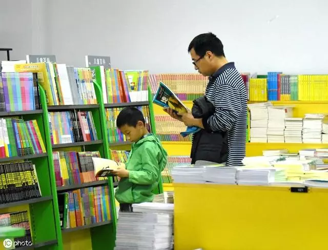 青春期的孩子厭學怎麼辦,家長做到這3點,就會看到孩子的改變
