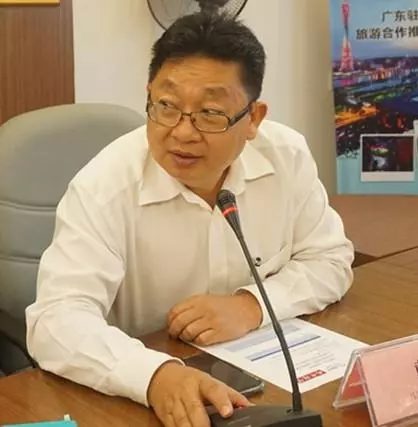 私人界歧視土著? 華巫商界要求政府查「懂華語」招聘條件 !