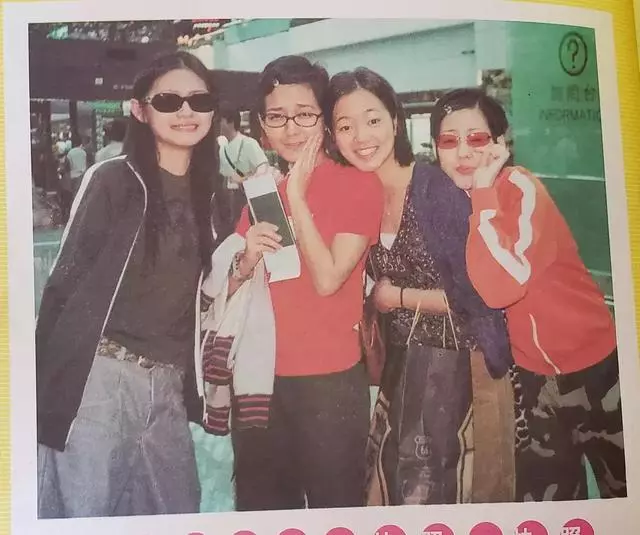 小S初中藝術照曝光,臉型比姐姐精緻流暢,但氣質相差還是蠻大的!