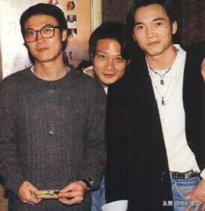 52歲「常威」鄒兆龍演技精湛,娶混血老婆生雙胞胎兒子,家庭幸福