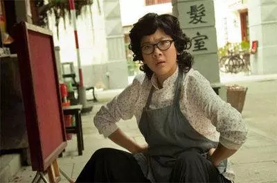 她是沈殿霞的女兒 體型直追母親 還記得你當年清瘦的樣子嗎?
