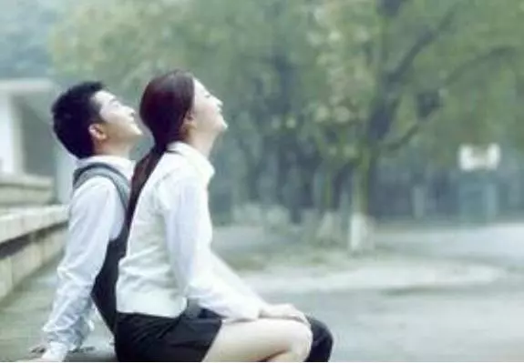 婆婆冷淡我不滿,小姑子挑事我無能為力,搬進新房我感激「她」