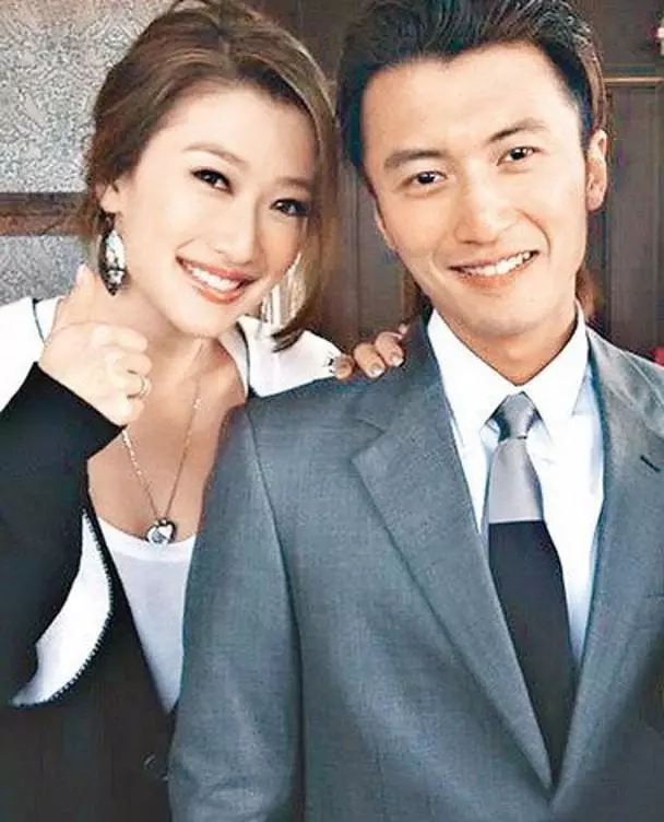 狄波拉榮升做外婆,大讚外孫女長得白白胖胖,笑聲非常可愛