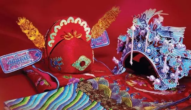 婆婆去世兩年,女兒指著路邊乞丐喊奶奶,走過去看清我喊「婆婆」