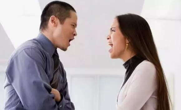 老公,五年婚姻抵不過你媽說一句閒話,你家我高攀不起,離婚吧