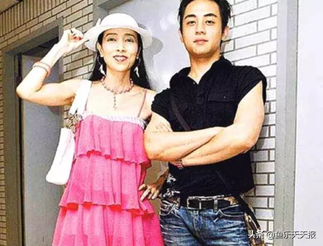 靠五次離婚得百億身家,卻痴情黎明,被拒後一心向佛